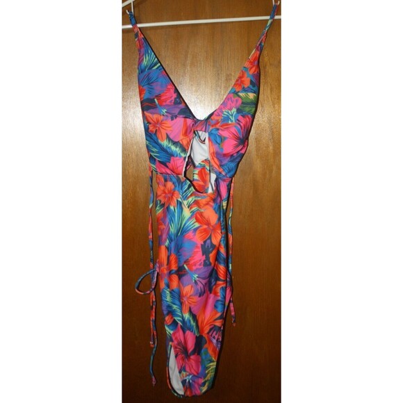 Plus Size Cutout Knotted One-Piece Swimsuit 3X Palm Party Colorful Beach Lake - Picture 1 of 7